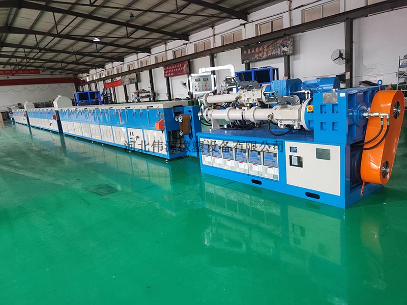 1686474011103795.jpg 復(fù)合橡膠擠出機(jī).jpg